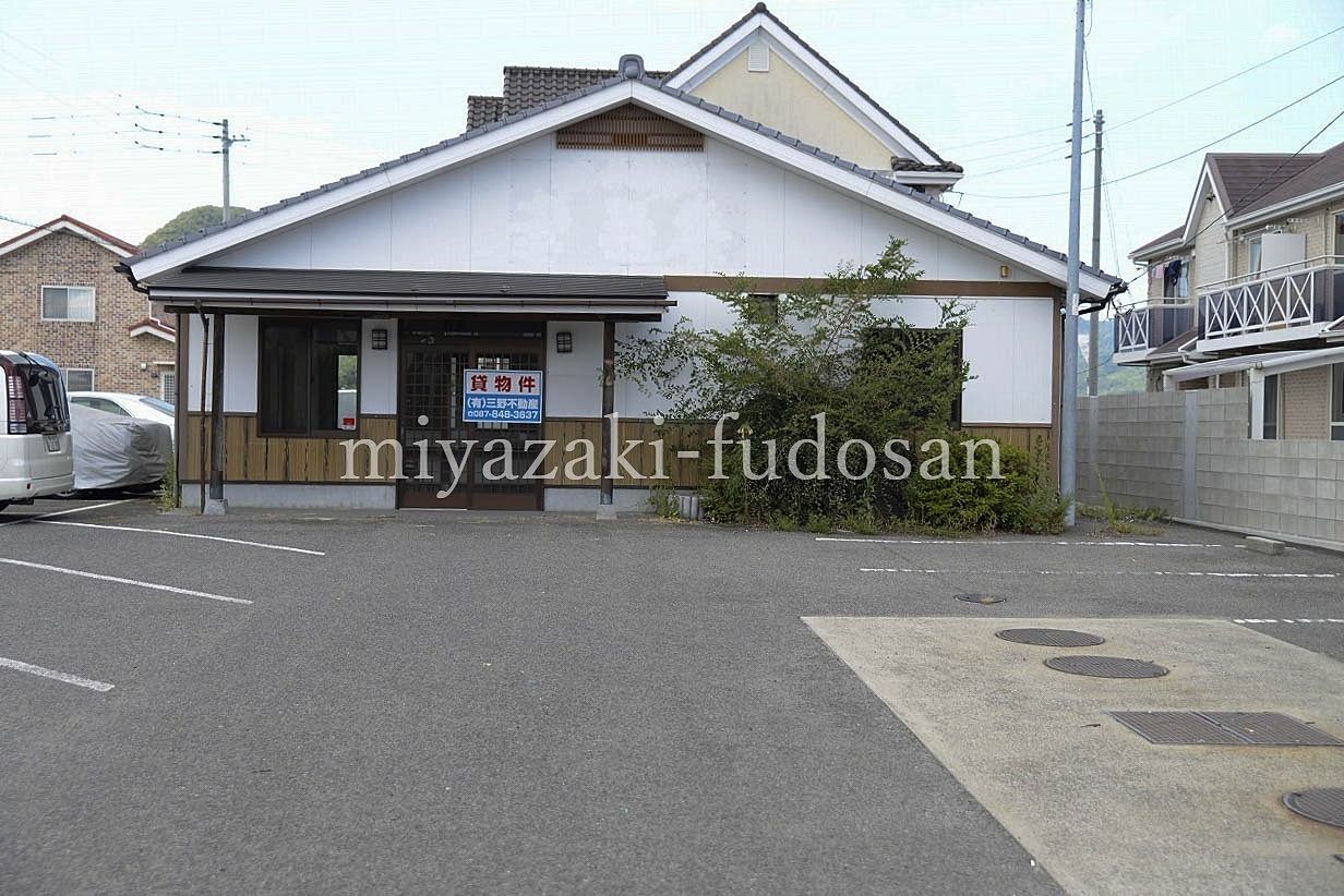 中間町・高松西IC800m・うどん店跡居抜物件・すぐに入居できます！